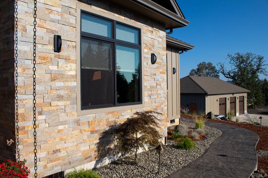 Stone veneer contractor by Keystone Outdoor Solutions serving Lancaster County since 2002
